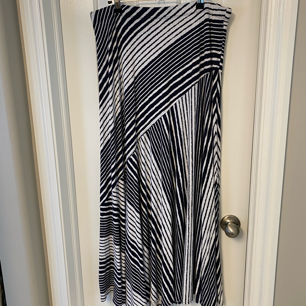 Chicos navy and white tripped maxi skirt, size 2